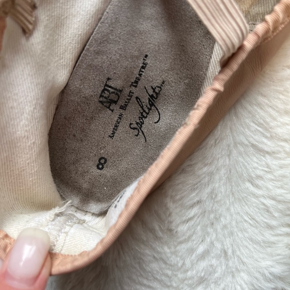 American Ballet Theatre dance slipper sz 8 - Picture 7 of 8